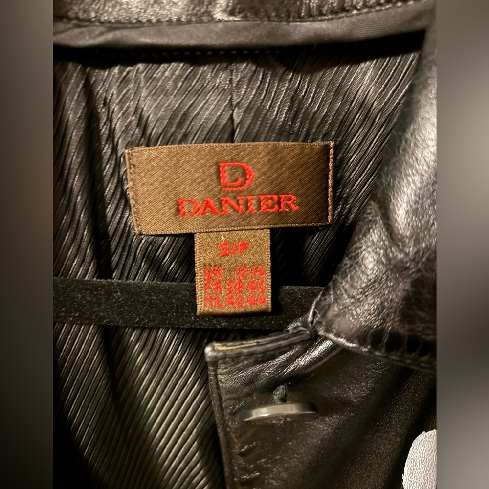 Danier Black Leather Jacket with White Heart Motifs - Picture 6 of 8